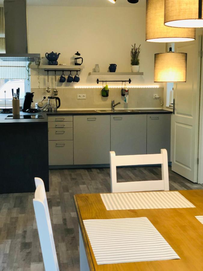 Apartment No2 In Friedrichstadt